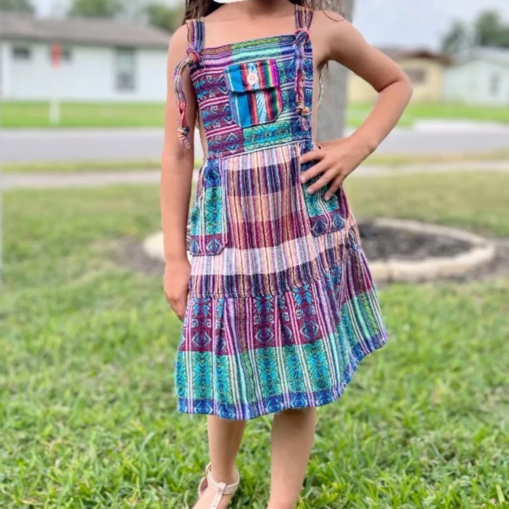 Educador Little Girl Dress Size Small or 4/5 Toddler